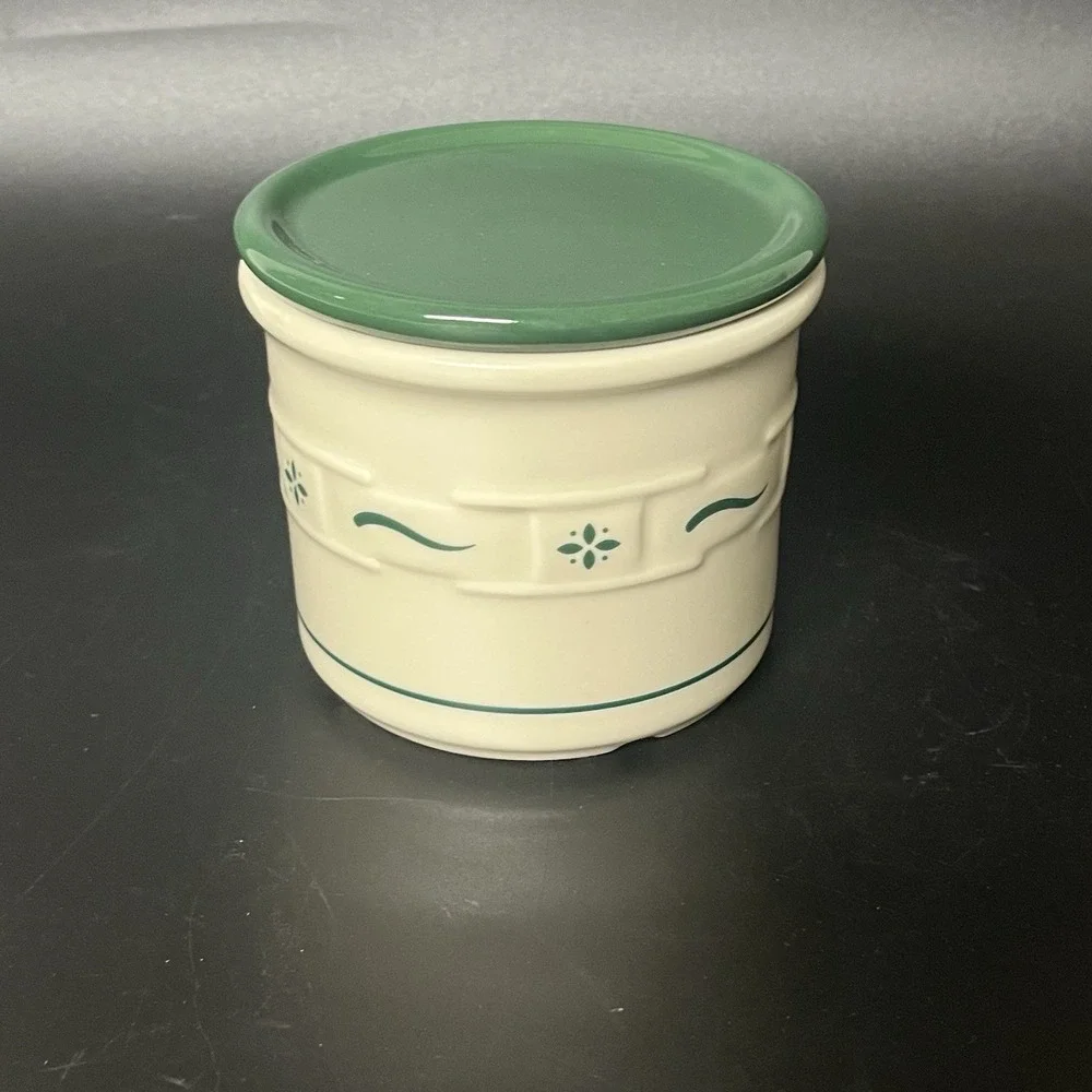 Longaberger Pottery Green Woven Traditions pint Crock, Lid, Coaster & New Candle